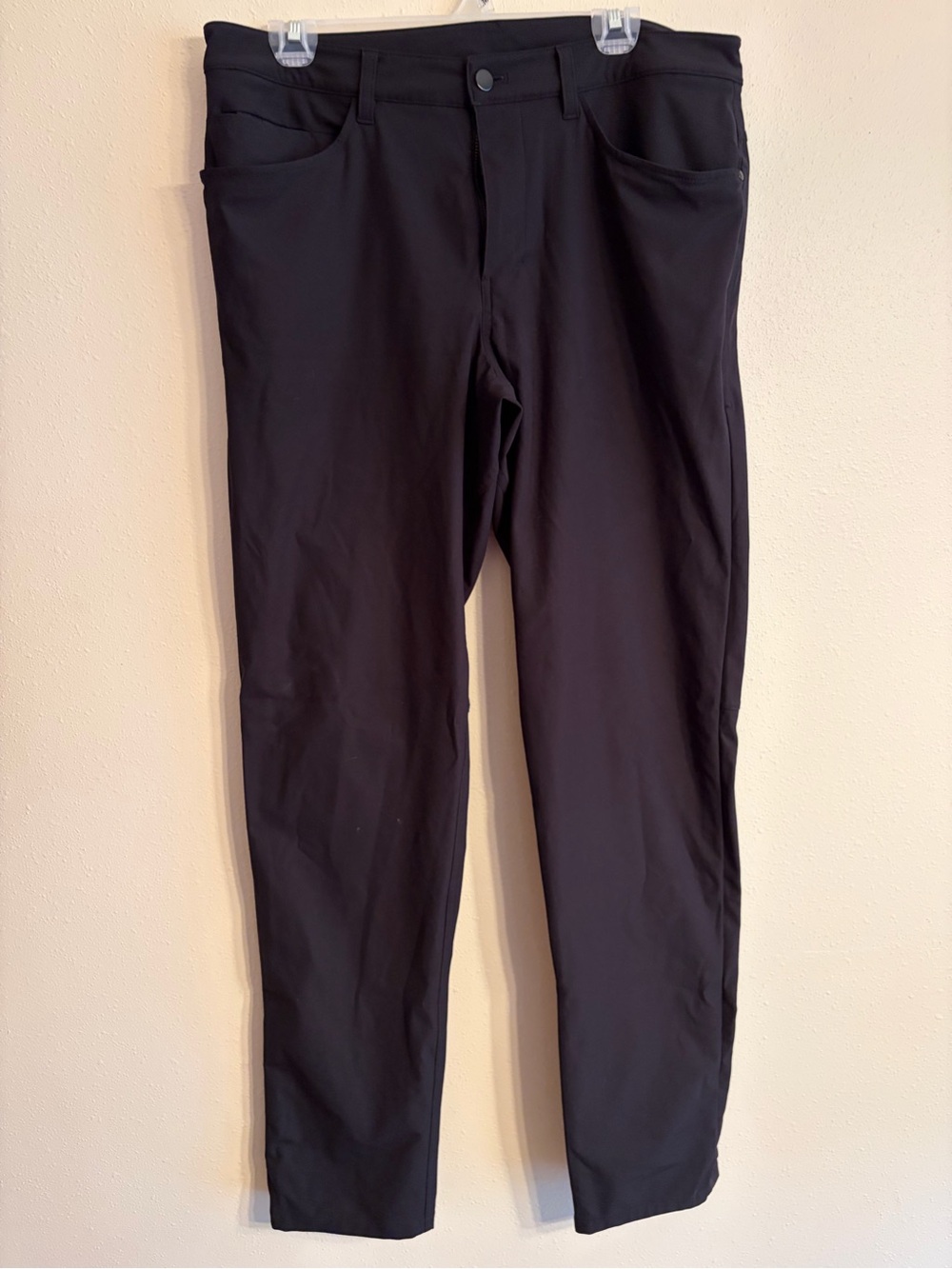 Lululemon Men’s Black Pants